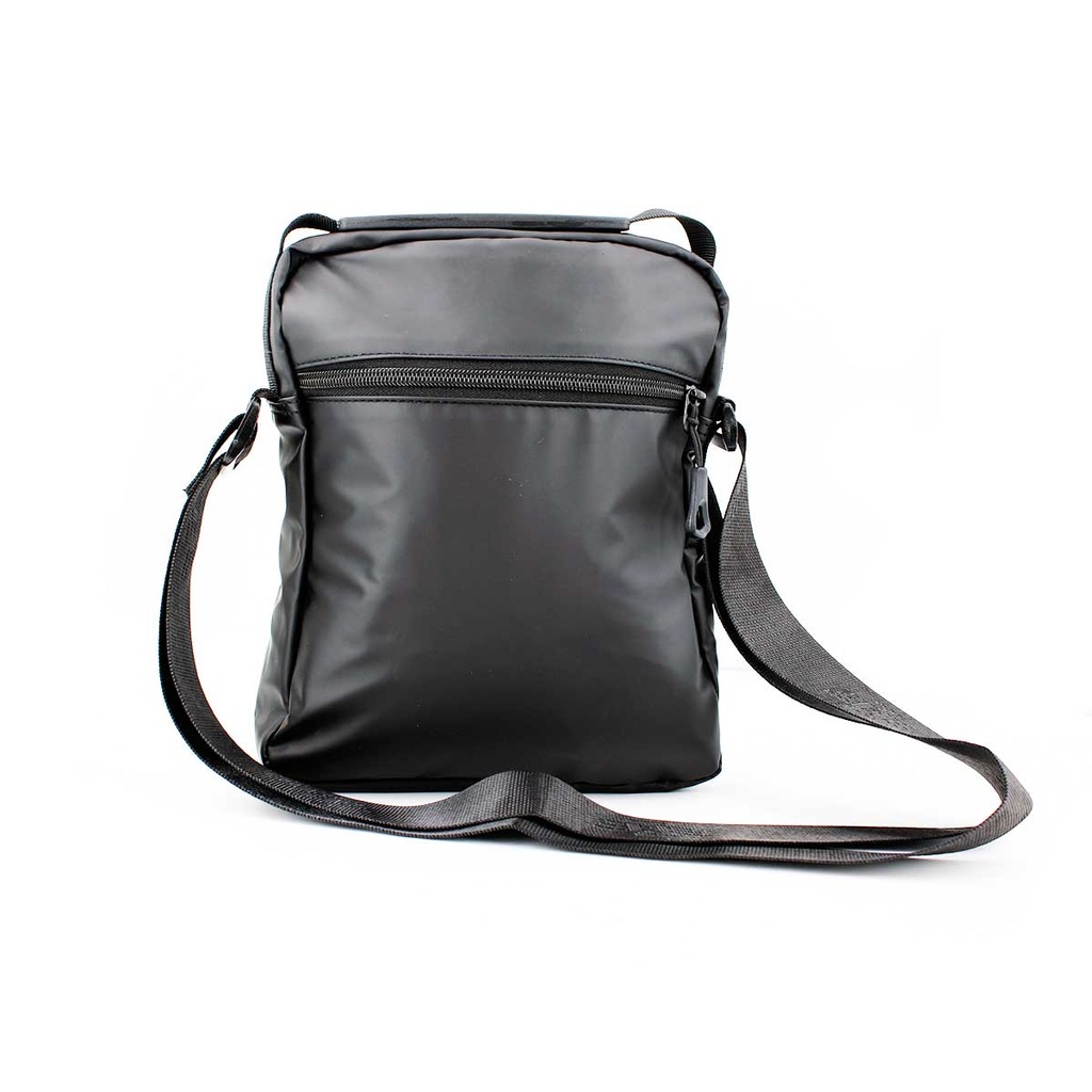 BOLSO ZH NYLON TAPA GRANDE NEGRO