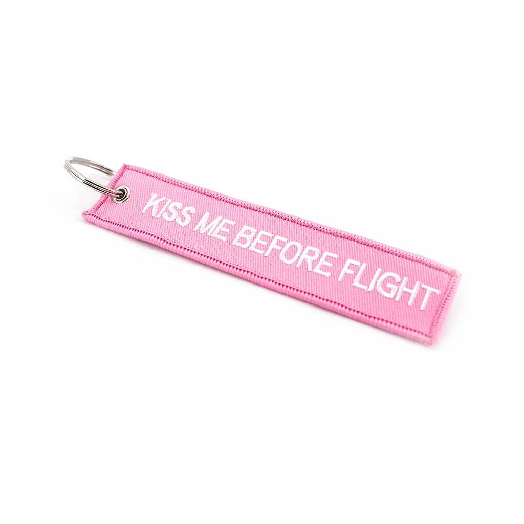 LLAVERO CINTA RECTANGULAR KISS ME BEFORE ROSA
