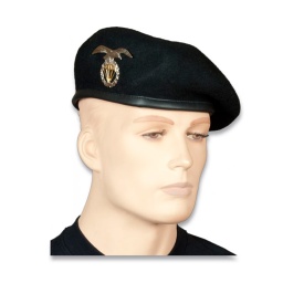 BOINA BRIPAC CON EMBLEMA NEGRA