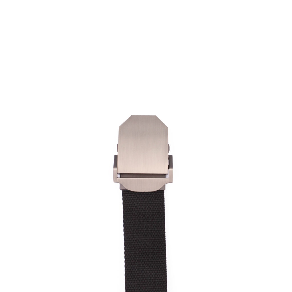 CINTURON IMMORTAL HEBILLA METALICA TAPETA LISO NEGRO